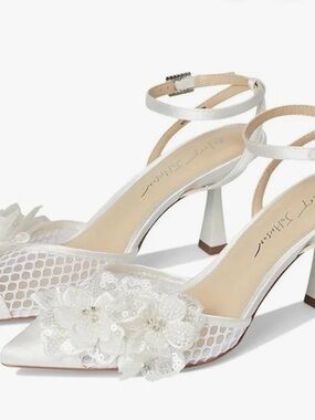 Betsey Johnson White Susie Heels, Size 8, Never Worn